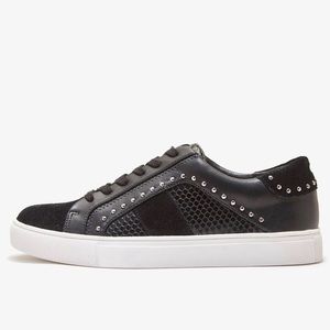 Steve Madden ‘Zacy’ Sneaker Black size 6.5